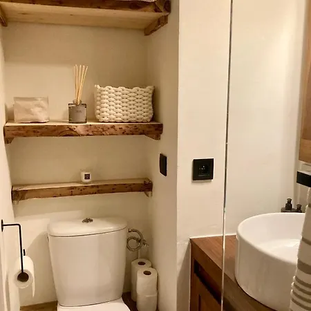 Ensoleille Aux Tines, Vue Massif *